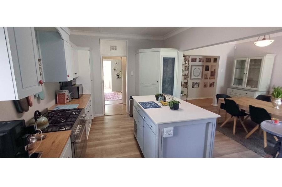 4 Bedroom Property for Sale in Jim Fouchepark Free State